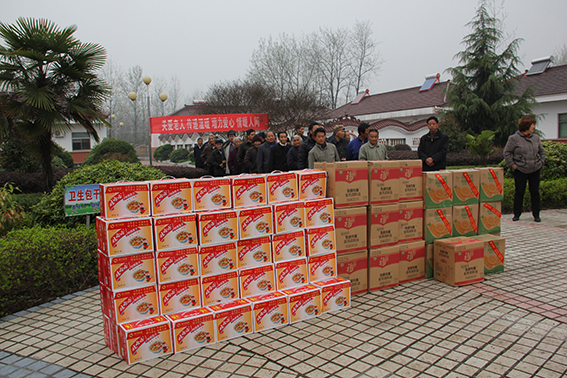 江蘇增力集團(tuán)開展植樹造林公益活動(dòng) 江蘇增力集團(tuán)開展植樹造林公益活動(dòng)