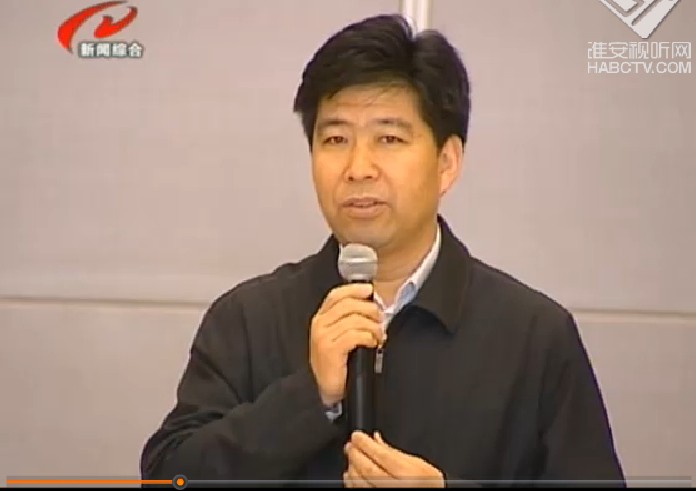 董事長李增力參加市企業(yè)家懇談會