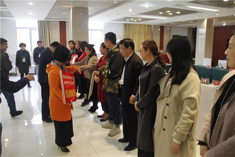 “捐資助學 公益茅臺”行動進行中！(圖12)